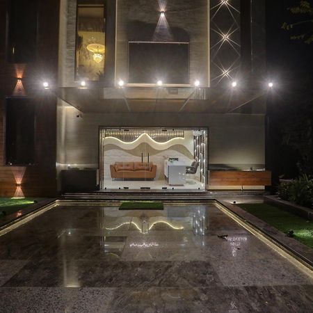 Hotel Super Collection O Belgacihia Near Kolkata Railway Station à Gwalior Extérieur photo