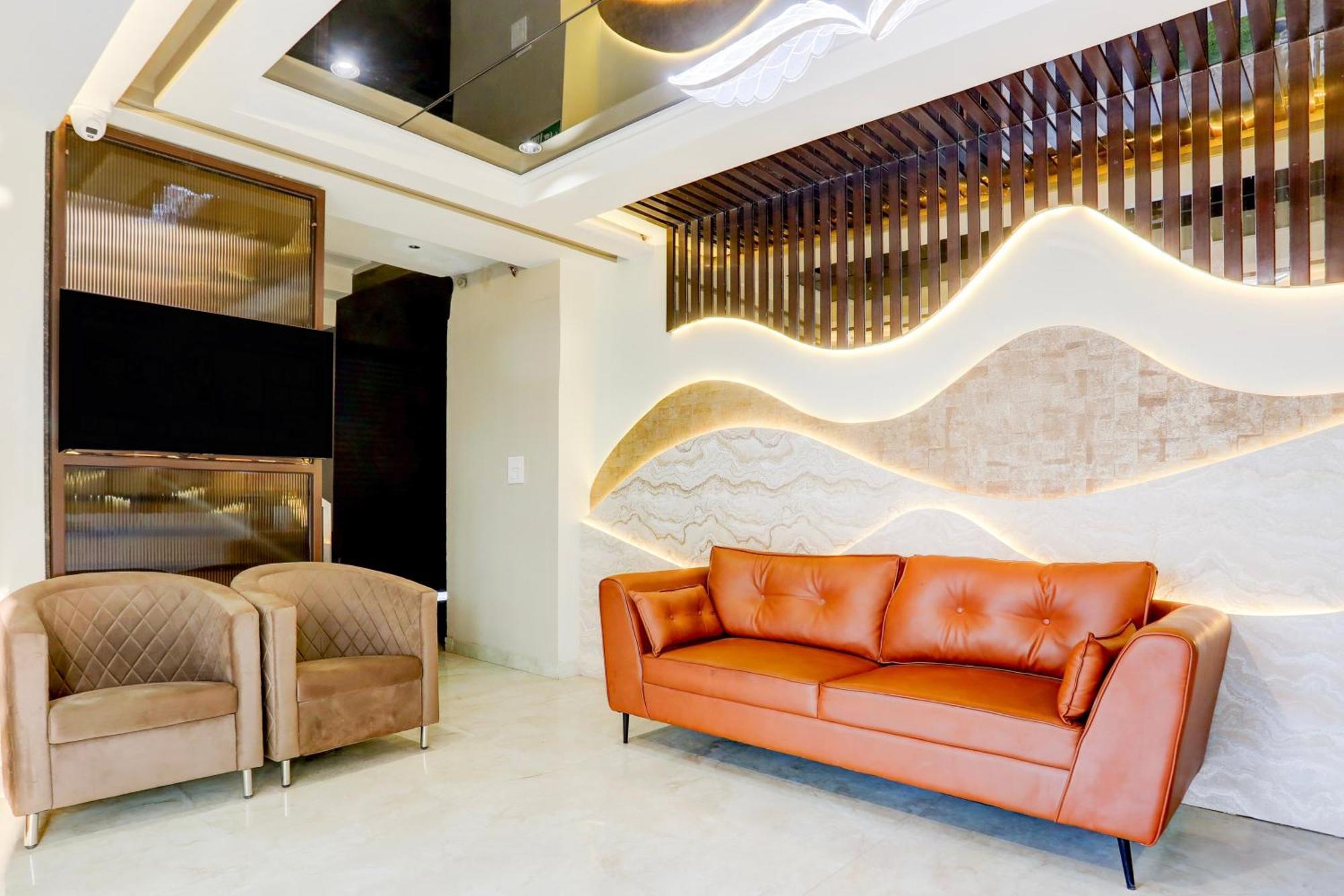 Hotel Super Collection O Belgacihia Near Kolkata Railway Station à Gwalior Extérieur photo